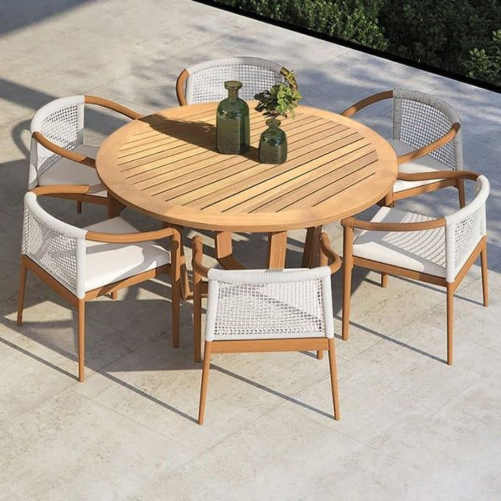 Minimalist Outdoor Dining Sets